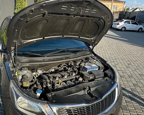 Серый Киа Рио, объемом двигателя 1.4 л и пробегом 132 тыс. км за 8300 $, фото 8 на Automoto.ua