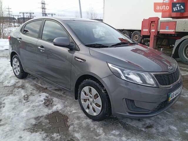 Серый Киа Рио, объемом двигателя 1.4 л и пробегом 160 тыс. км за 6800 $, фото 3 на Automoto.ua