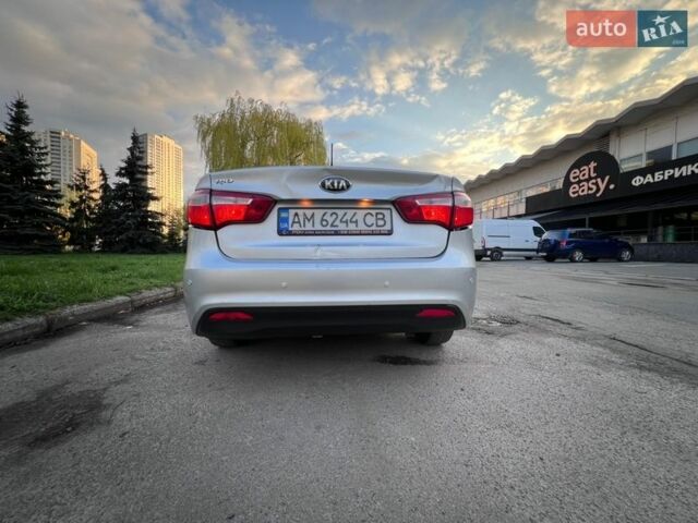 Серый Киа Рио, объемом двигателя 1.6 л и пробегом 292 тыс. км за 6700 $, фото 2 на Automoto.ua