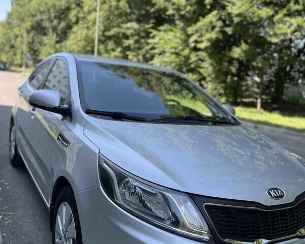 Серый Киа Рио, объемом двигателя 1.59 л и пробегом 201 тыс. км за 9108 $, фото 15 на Automoto.ua