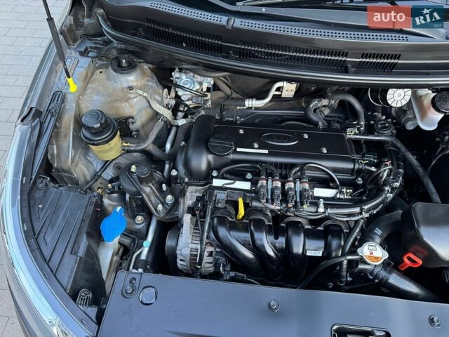 Серый Киа Рио, объемом двигателя 1.4 л и пробегом 87 тыс. км за 8950 $, фото 70 на Automoto.ua