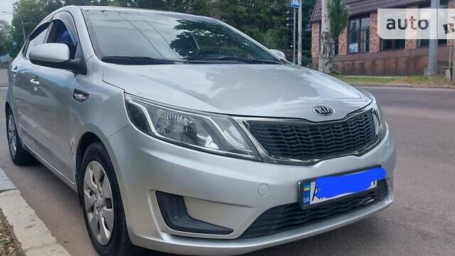 Сірий Кіа Ріо, об'ємом двигуна 1.4 л та пробігом 143 тис. км за 8200 $, фото 1 на Automoto.ua