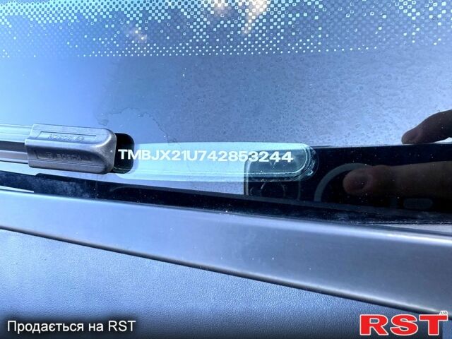 Серый Киа Рио, объемом двигателя 1.4 л и пробегом 103 тыс. км за 9000 $, фото 6 на Automoto.ua