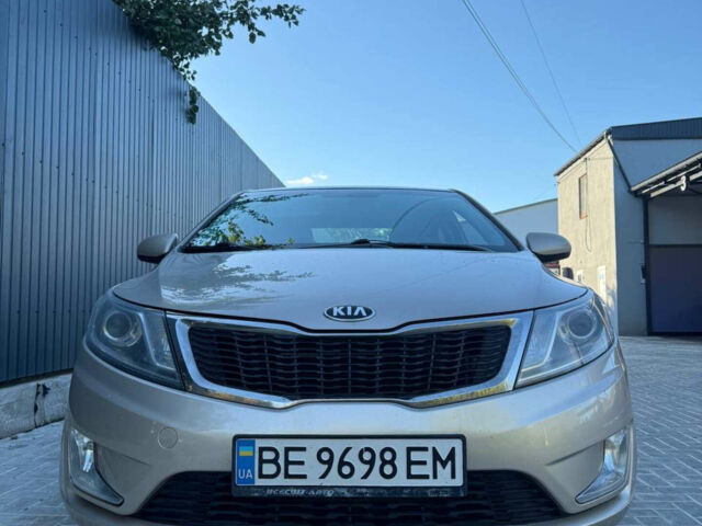 Серый Киа Рио, объемом двигателя 1.4 л и пробегом 223 тыс. км за 7399 $, фото 1 на Automoto.ua