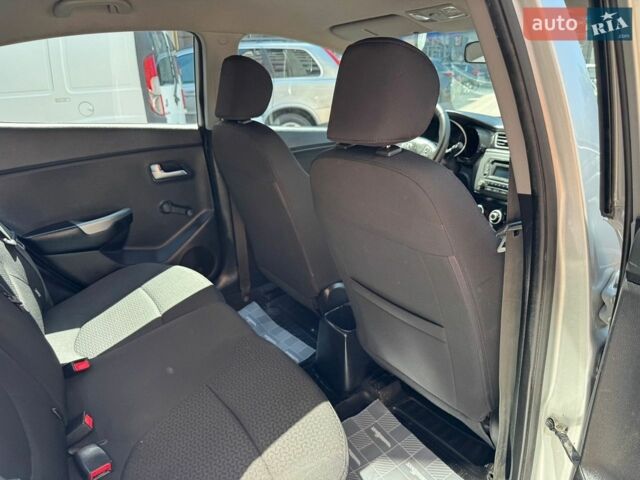 Сірий Кіа Ріо, об'ємом двигуна 1.4 л та пробігом 113 тис. км за 8350 $, фото 167 на Automoto.ua