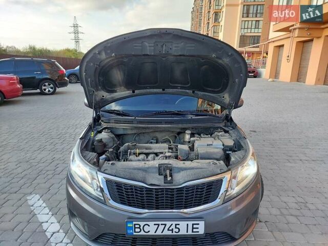 Серый Киа Рио, объемом двигателя 1.4 л и пробегом 95 тыс. км за 8500 $, фото 26 на Automoto.ua