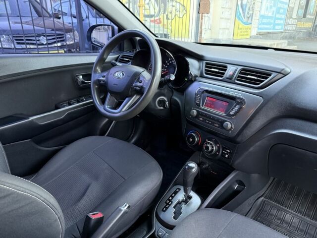 Серый Киа Рио, объемом двигателя 1.6 л и пробегом 254 тыс. км за 8499 $, фото 22 на Automoto.ua