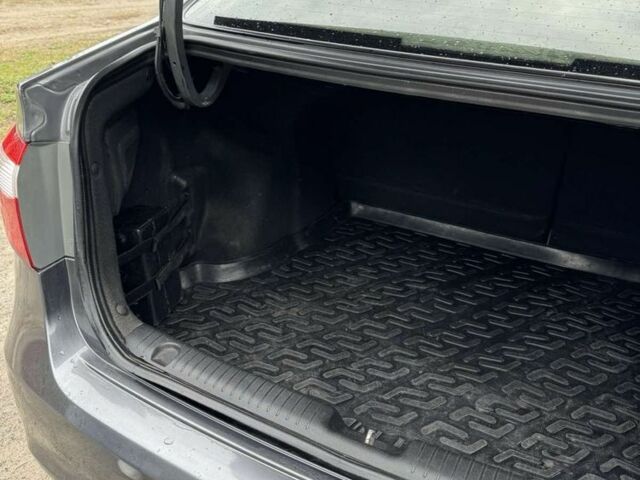 Сірий Кіа Ріо, об'ємом двигуна 1.4 л та пробігом 121 тис. км за 7500 $, фото 8 на Automoto.ua