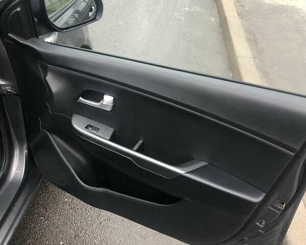 Серый Киа Рио, объемом двигателя 1.4 л и пробегом 265 тыс. км за 6100 $, фото 11 на Automoto.ua