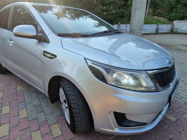 Сірий Кіа Ріо, об'ємом двигуна 1.37 л та пробігом 260 тис. км за 6499 $, фото 10 на Automoto.ua