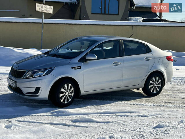 Сірий Кіа Ріо, об'ємом двигуна 1.4 л та пробігом 108 тис. км за 6850 $, фото 8 на Automoto.ua