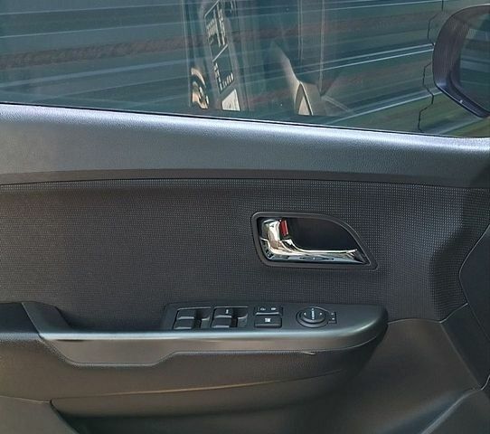 Серый Киа Рио, объемом двигателя 1.6 л и пробегом 194 тыс. км за 7800 $, фото 18 на Automoto.ua