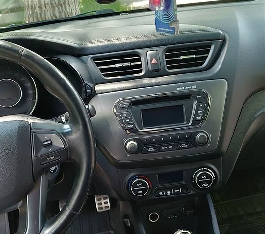 Сірий Кіа Ріо, об'ємом двигуна 1.6 л та пробігом 194 тис. км за 7800 $, фото 19 на Automoto.ua