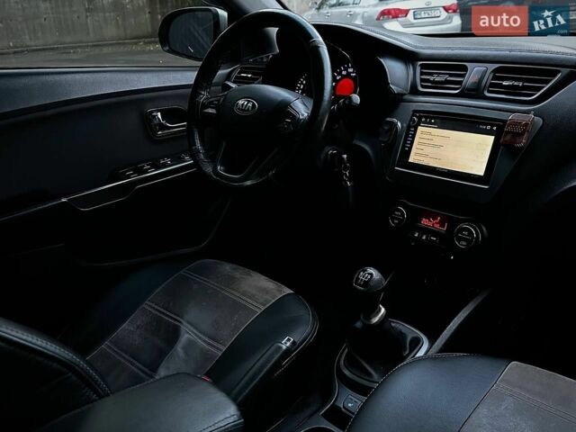 Серый Киа Рио, объемом двигателя 1.59 л и пробегом 232 тыс. км за 6999 $, фото 23 на Automoto.ua