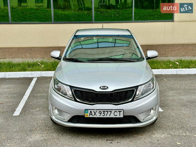 Серый Киа Рио, объемом двигателя 1.6 л и пробегом 168 тыс. км за 7800 $, фото 4 на Automoto.ua