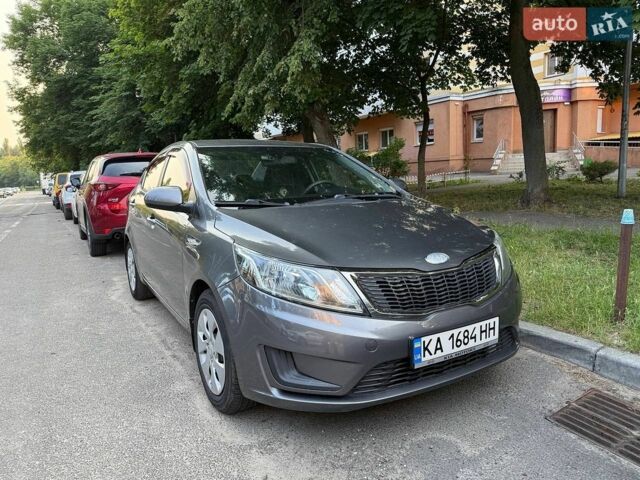 Сірий Кіа Ріо, об'ємом двигуна 1.4 л та пробігом 131 тис. км за 7400 $, фото 1 на Automoto.ua