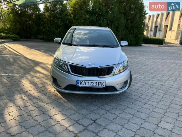 Сірий Кіа Ріо, об'ємом двигуна 1.4 л та пробігом 186 тис. км за 6999 $, фото 5 на Automoto.ua