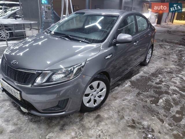 Серый Киа Рио, объемом двигателя 1.4 л и пробегом 170 тыс. км за 7700 $, фото 3 на Automoto.ua