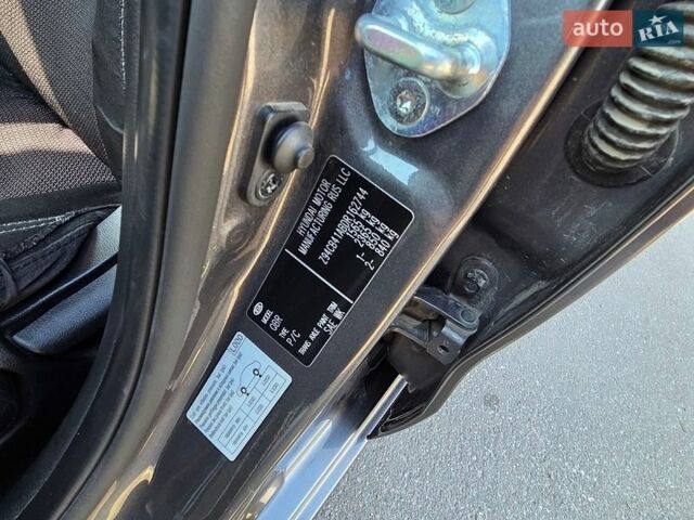 Серый Киа Рио, объемом двигателя 1.4 л и пробегом 97 тыс. км за 8700 $, фото 15 на Automoto.ua
