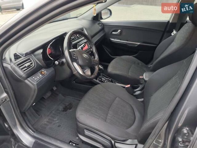 Киа Рио 2013 в Харькове на Automoto.ua Серый Киа Рио, объемом двигателя 1.6 л и пробегом 146 тыс. км за 8200 $, фото 24 на Automoto.ua