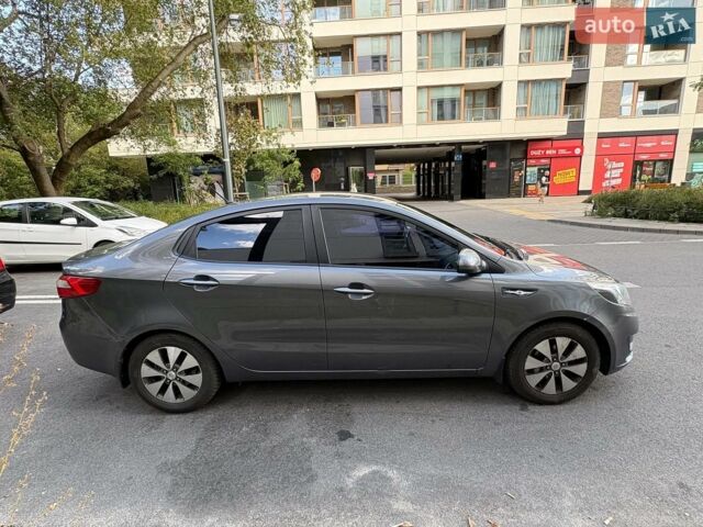 Серый Киа Рио, объемом двигателя 1.4 л и пробегом 125 тыс. км за 6500 $, фото 2 на Automoto.ua
