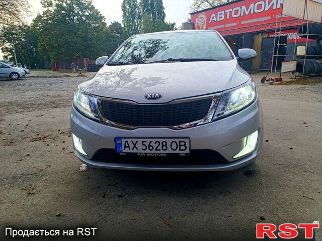 Серый Киа Рио, объемом двигателя 1.6 л и пробегом 154 тыс. км за 6800 $, фото 1 на Automoto.ua