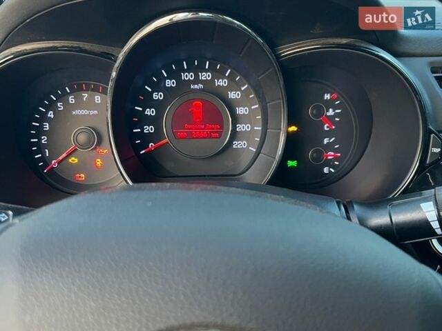 Сірий Кіа Ріо, об'ємом двигуна 1.6 л та пробігом 25 тис. км за 10800 $, фото 8 на Automoto.ua