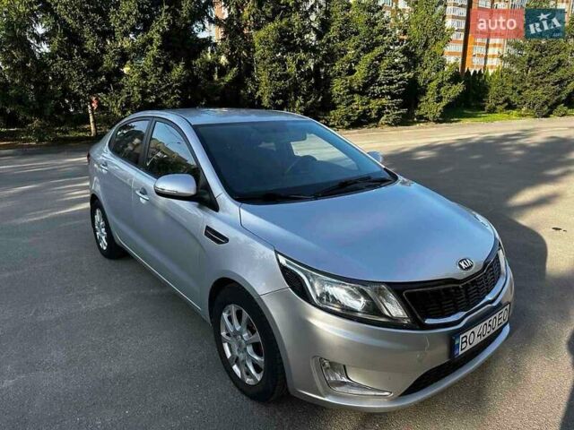 Серый Киа Рио, объемом двигателя 1.6 л и пробегом 134 тыс. км за 7900 $, фото 12 на Automoto.ua