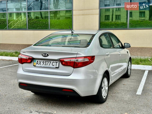 Серый Киа Рио, объемом двигателя 1.6 л и пробегом 168 тыс. км за 7800 $, фото 6 на Automoto.ua