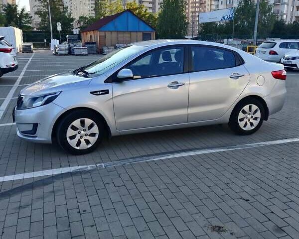 Сірий Кіа Ріо, об'ємом двигуна 1.4 л та пробігом 83 тис. км за 8200 $, фото 6 на Automoto.ua