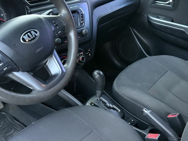 Серый Киа Рио, объемом двигателя 1.6 л и пробегом 254 тыс. км за 8499 $, фото 17 на Automoto.ua