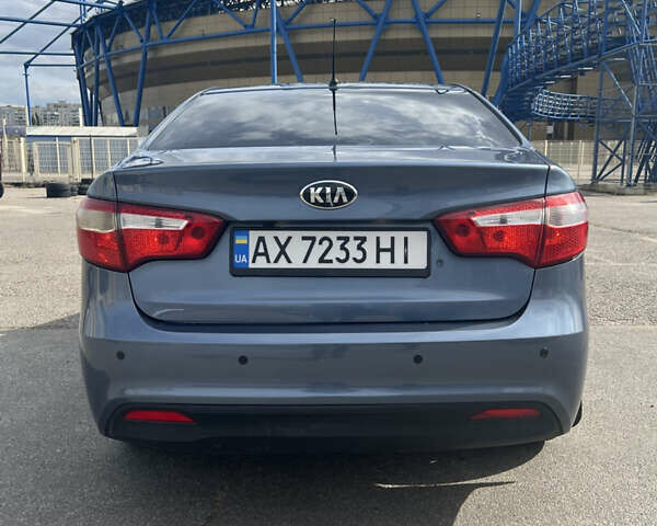 Сірий Кіа Ріо, об'ємом двигуна 1.4 л та пробігом 183 тис. км за 7800 $, фото 4 на Automoto.ua