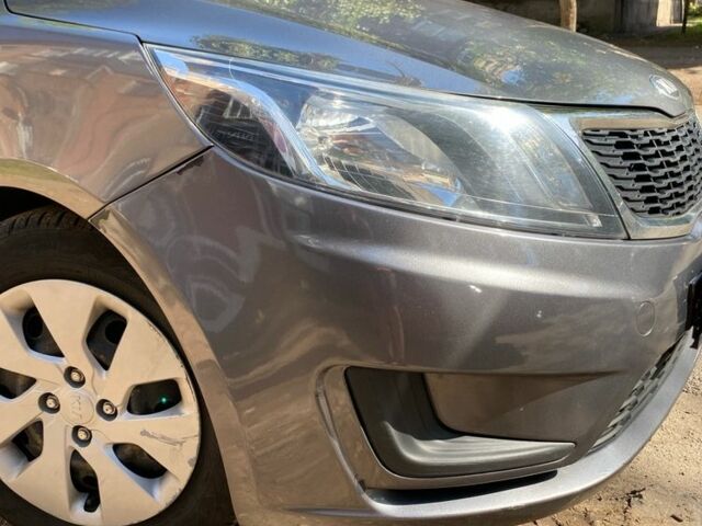 Сірий Кіа Ріо, об'ємом двигуна 1.4 л та пробігом 214 тис. км за 5300 $, фото 7 на Automoto.ua