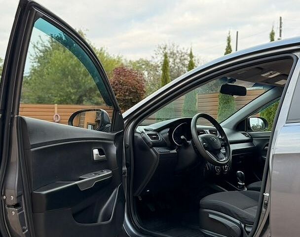 Серый Киа Рио, объемом двигателя 1.4 л и пробегом 91 тыс. км за 8450 $, фото 17 на Automoto.ua