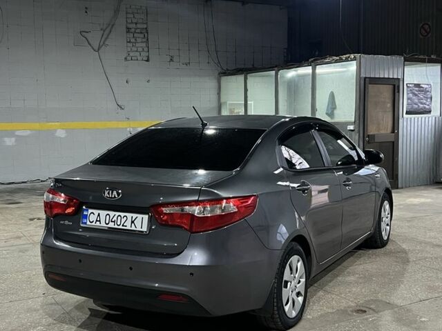 Сірий Кіа Ріо, об'ємом двигуна 1.4 л та пробігом 178 тис. км за 6900 $, фото 3 на Automoto.ua