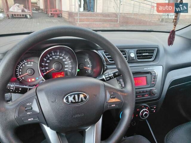Серый Киа Рио, объемом двигателя 1.4 л и пробегом 170 тыс. км за 7700 $, фото 11 на Automoto.ua