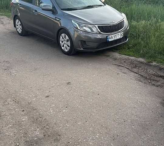 Сірий Кіа Ріо, об'ємом двигуна 1.4 л та пробігом 220 тис. км за 7300 $, фото 2 на Automoto.ua