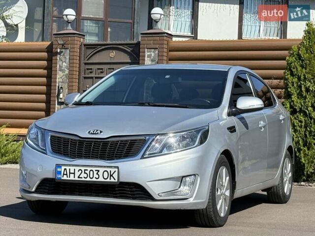 Серый Киа Рио, объемом двигателя 1.59 л и пробегом 131 тыс. км за 8800 $, фото 4 на Automoto.ua