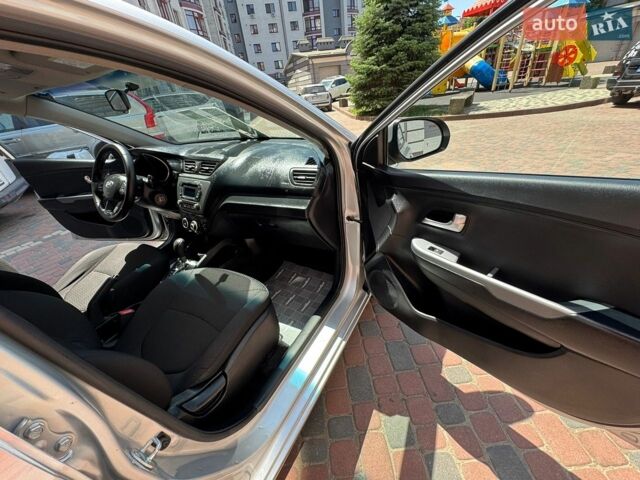 Сірий Кіа Ріо, об'ємом двигуна 1.4 л та пробігом 113 тис. км за 8350 $, фото 149 на Automoto.ua