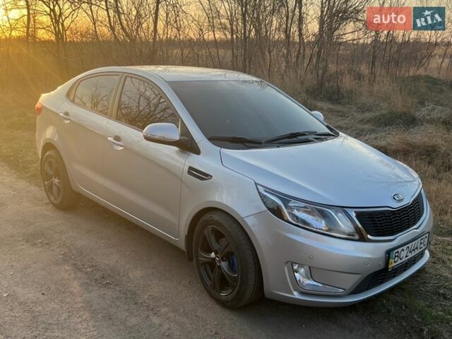Серый Киа Рио, объемом двигателя 1.6 л и пробегом 25 тыс. км за 10200 $, фото 1 на Automoto.ua