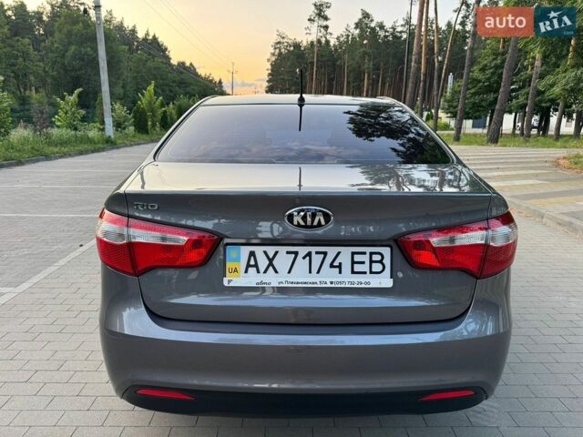 Серый Киа Рио, объемом двигателя 1.4 л и пробегом 87 тыс. км за 8950 $, фото 11 на Automoto.ua