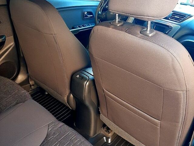 Серый Киа Рио, объемом двигателя 1.6 л и пробегом 980 тыс. км за 7900 $, фото 4 на Automoto.ua