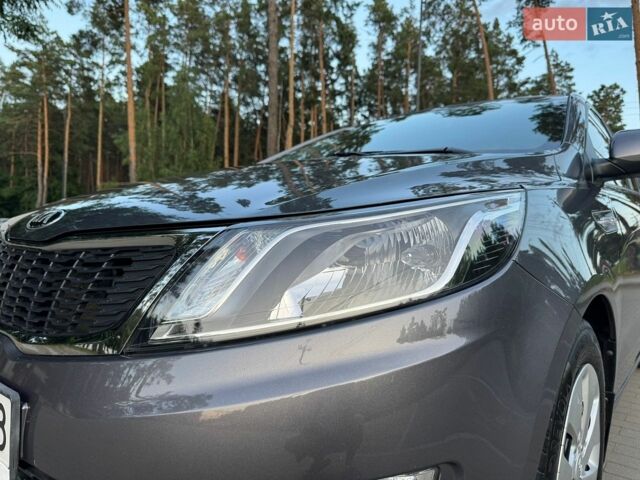 Сірий Кіа Ріо, об'ємом двигуна 1.4 л та пробігом 87 тис. км за 8950 $, фото 26 на Automoto.ua