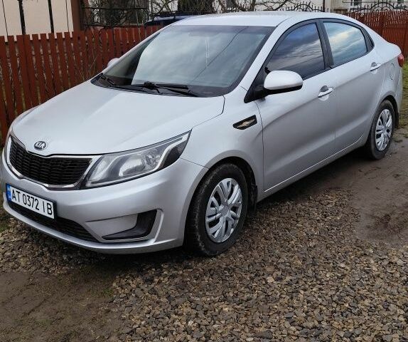 Серый Киа Рио, объемом двигателя 1.4 л и пробегом 240 тыс. км за 7100 $, фото 1 на Automoto.ua