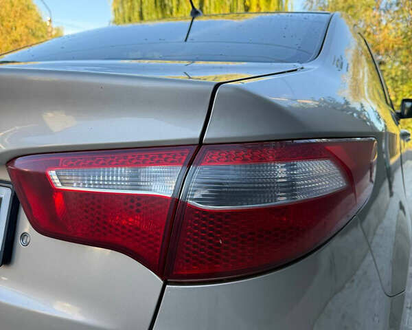 Серый Киа Рио, объемом двигателя 1.4 л и пробегом 223 тыс. км за 7399 $, фото 15 на Automoto.ua
