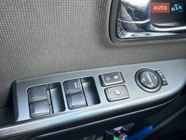 Серый Киа Рио, объемом двигателя 1.6 л и пробегом 292 тыс. км за 6700 $, фото 26 на Automoto.ua