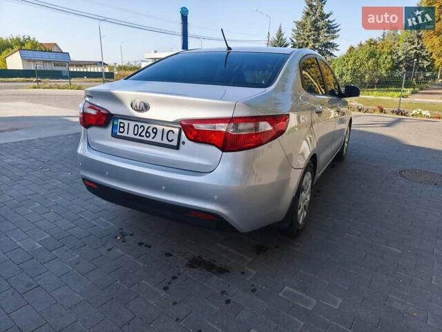 Серый Киа Рио, объемом двигателя 1.4 л и пробегом 172 тыс. км за 9200 $, фото 6 на Automoto.ua