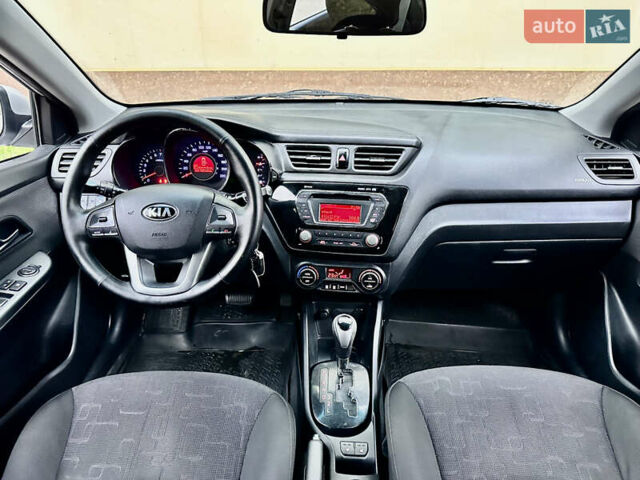 Серый Киа Рио, объемом двигателя 1.6 л и пробегом 168 тыс. км за 7800 $, фото 9 на Automoto.ua
