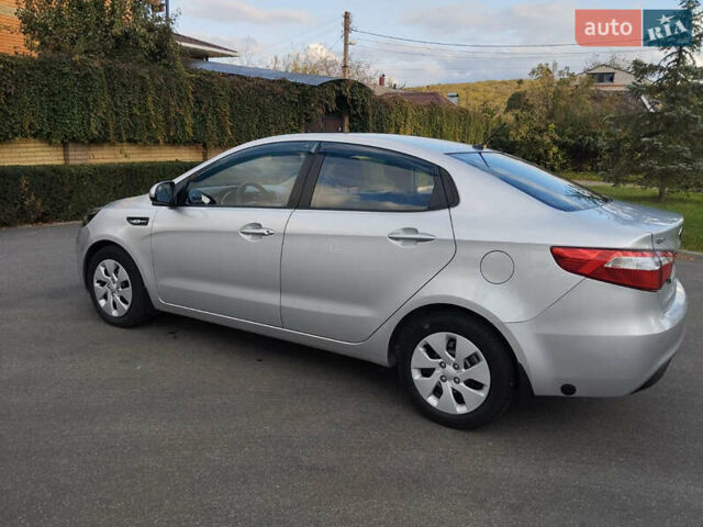 Серый Киа Рио, объемом двигателя 1.4 л и пробегом 90 тыс. км за 9200 $, фото 6 на Automoto.ua