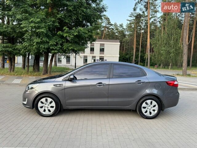 Серый Киа Рио, объемом двигателя 1.4 л и пробегом 87 тыс. км за 8950 $, фото 6 на Automoto.ua